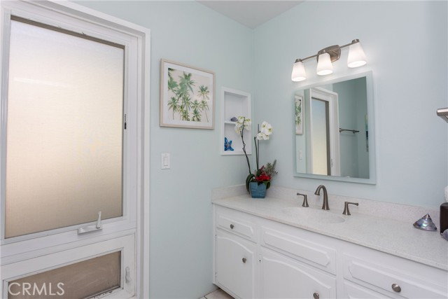 5b74be1c Acd7 4b69 Bf6d 0719de4ab1fb