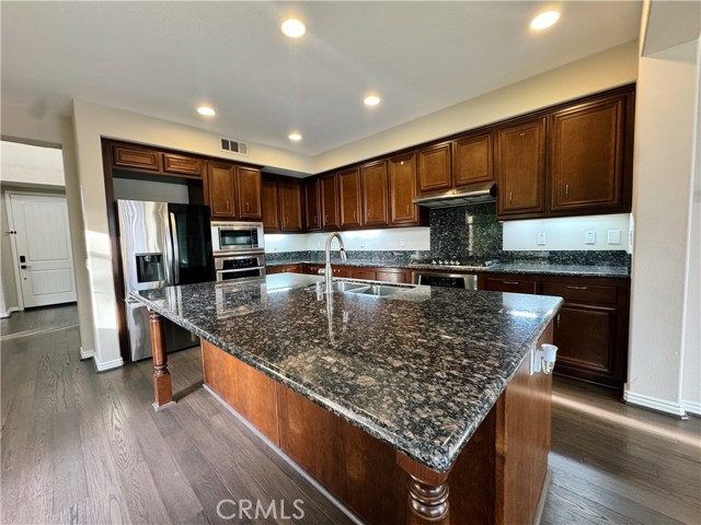 Detail Gallery Image 7 of 27 For 32469 Quiet Trail, Winchester,  CA 92596 - 5 Beds | 4/1 Baths