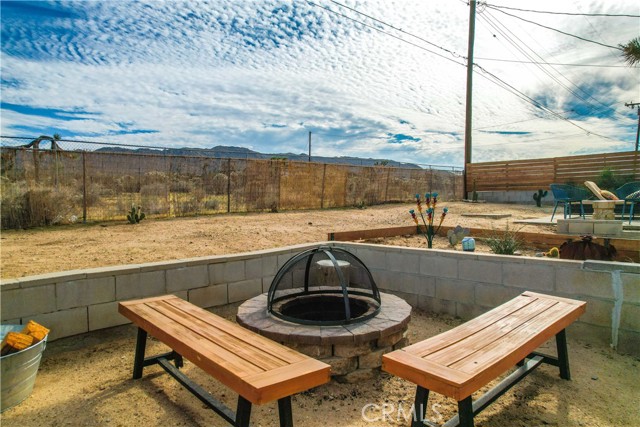 Detail Gallery Image 39 of 49 For 61475 Alta Vista Dr, Joshua Tree,  CA 92252 - 2 Beds | 2 Baths