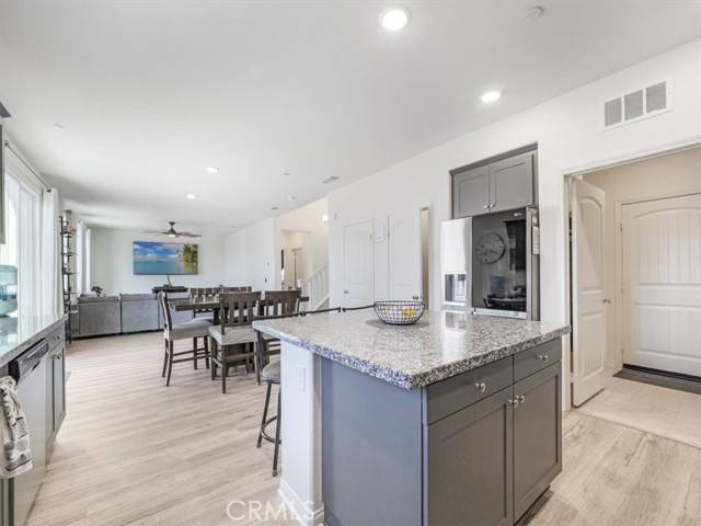 Detail Gallery Image 10 of 38 For 12708 Ojo Caliente St, Victorville,  CA 92392 - 4 Beds | 3 Baths