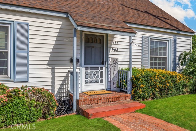 1995 Cadillac Drive, Pomona CA: https://media.crmls.org/medias/5b75acf4-ebbc-4b9c-968a-0040143a5f76.jpg