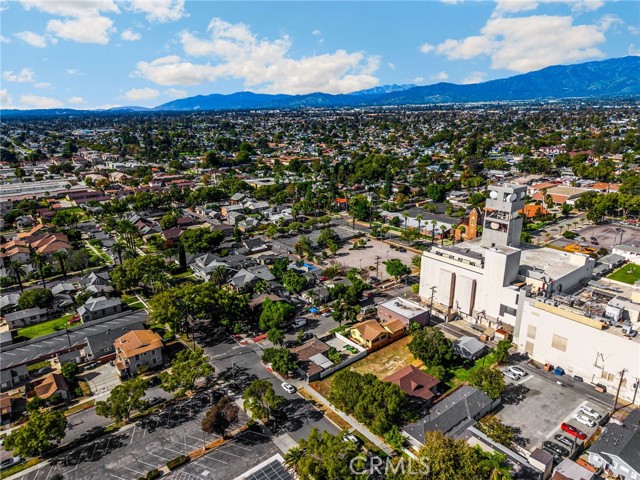 Detail Gallery Image 21 of 22 For 220 W C St, Ontario,  CA 91762 - – Beds | – Baths