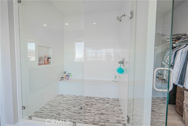 27871 Screenplay Place, Valencia CA: https://media.crmls.org/medias/5b76f0e4-bfb8-4e50-8909-a108a4e6d4c9.jpg