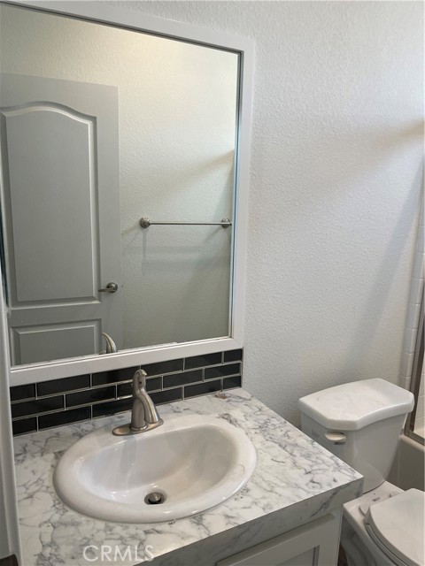 Detail Gallery Image 24 of 26 For 4095 Fruit St #228,  La Verne,  CA 91750 - 2 Beds | 2 Baths