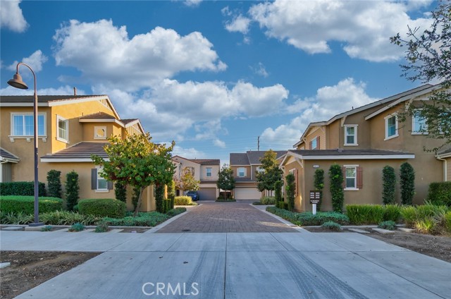 Detail Gallery Image 1 of 27 For 3418 E Paraduxx Privado, Ontario,  CA 91762 - 4 Beds | 3 Baths