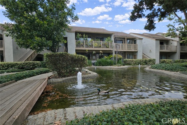 Image 30 of 39 For 10520 Lakeside  L