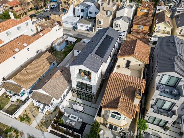 Detail Gallery Image 53 of 58 For 520 11th St, Huntington Beach,  CA 92648 - 3 Beds | 3/1 Baths