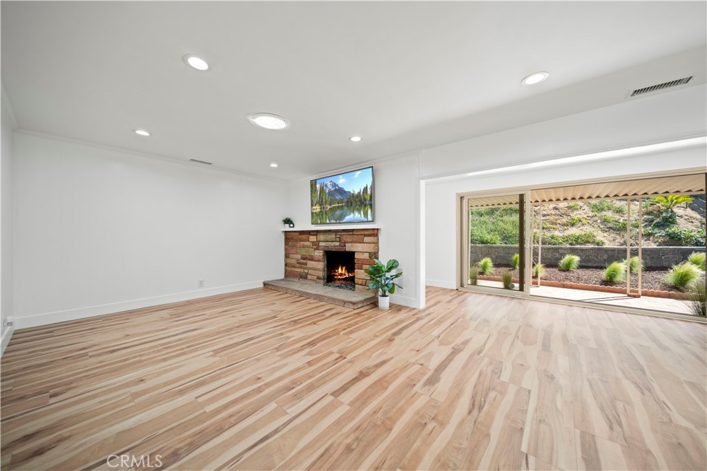 MLS #SR25093542 img 9