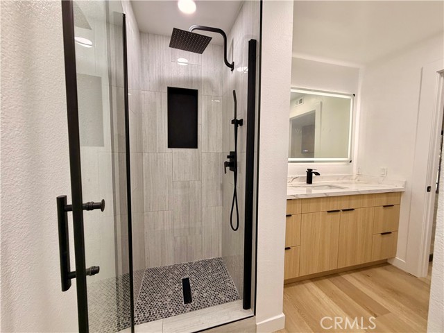 2 Bed Home for Sale in Los Angeles, California