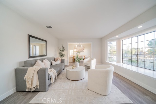 Detail Gallery Image 7 of 31 For 13627 Scenic Crest Dr, Yucaipa,  CA 92399 - 4 Beds | 2/1 Baths