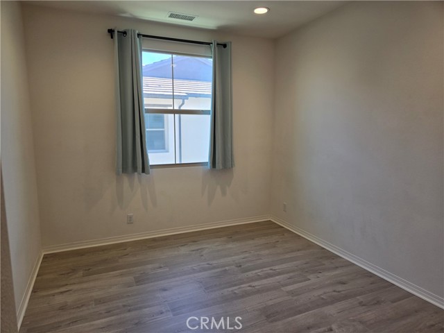 Detail Gallery Image 25 of 30 For 93 Henson, Irvine,  CA 92620 - 4 Beds | 3 Baths