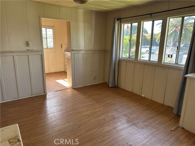 335 Wolff Street, Oxnard CA: https://media.crmls.org/medias/5b7a3098-760f-473a-ac85-968d5e20bc9e.jpg