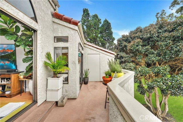 Detail Gallery Image 9 of 32 For 17151 Corbina Ln #206,  Huntington Beach,  CA 92649 - 2 Beds | 1 Baths