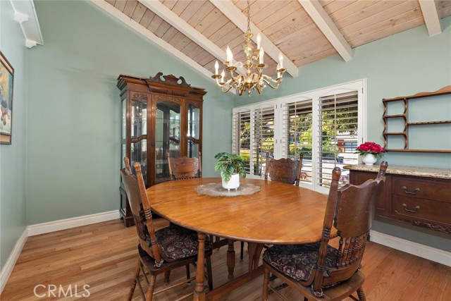 Detail Gallery Image 5 of 30 For 3616 Mesa Lila Ln, Glendale,  CA 91208 - 5 Beds | 3/1 Baths
