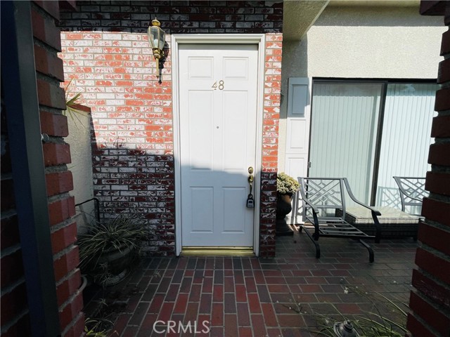 10201 Mason Avenue, Chatsworth CA: https://media.crmls.org/medias/5b7c643b-3710-463b-9cfc-51549c3650a8.jpg