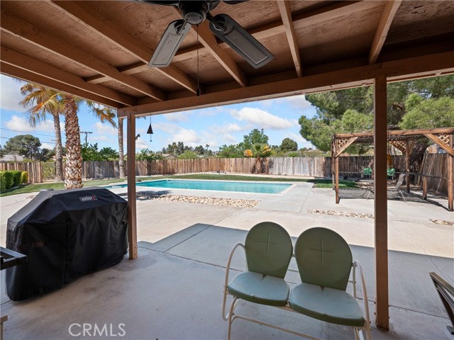 Detail Gallery Image 28 of 42 For 19230 Seneca Rd, Apple Valley,  CA 92307 - 3 Beds | 2 Baths