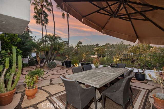 Detail Gallery Image 10 of 48 For 12 Terraza Del Mar, Dana Point,  CA 92629 - 4 Beds | 3/1 Baths