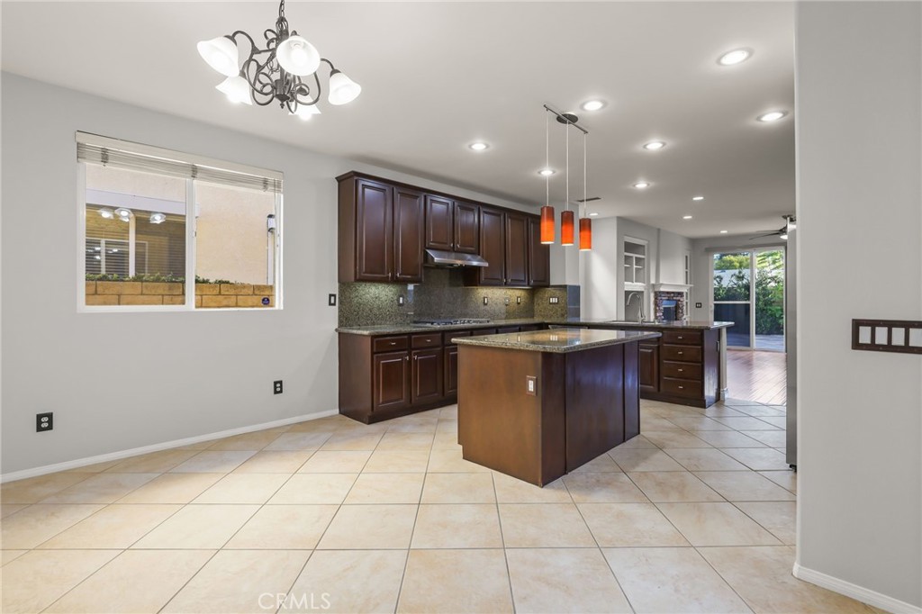 MLS #SR25263348 image #10