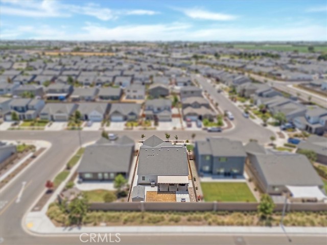 2454 W Mallard Lane, Hanford CA: https://media.crmls.org/medias/5b7ece54-0997-464a-af75-cc035416114d.jpg