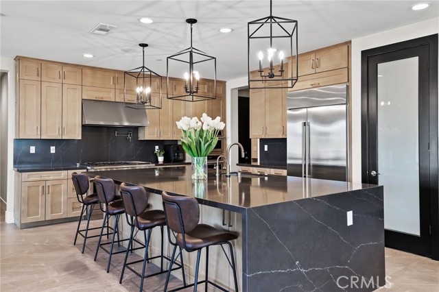 39767 Larkspur Terrace, Temecula CA: https://media.crmls.org/medias/5b7eea06-db6f-4bf0-8989-c4139b463c8e.jpg