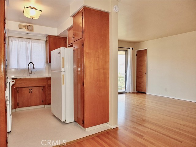 Detail Gallery Image 19 of 39 For 1724 E 1st St #9,  Long Beach,  CA 90802 - 1 Beds | 1 Baths