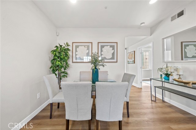 Detail Gallery Image 5 of 34 For 1506 Prospect #B,  San Gabriel,  CA 91776 - 3 Beds | 3 Baths