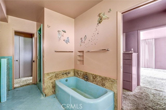 Detail Gallery Image 21 of 46 For 11500 Thurston, Los Angeles,  CA 90049 - 4 Beds | 4 Baths