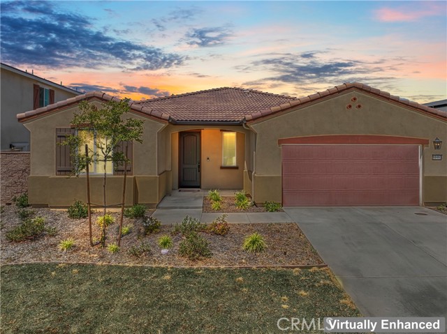 11452 Pinon Trail, Yucaipa CA: https://media.crmls.org/medias/5b8236a6-f95a-4cad-8ed1-25923e7ab92b.jpg