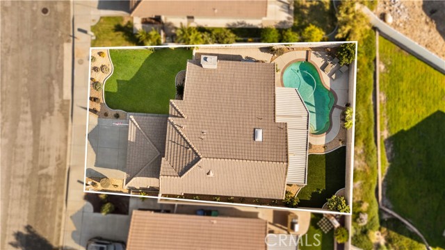 Detail Gallery Image 4 of 71 For 7950 Valencia Ct, Highland,  CA 92346 - 4 Beds | 3 Baths