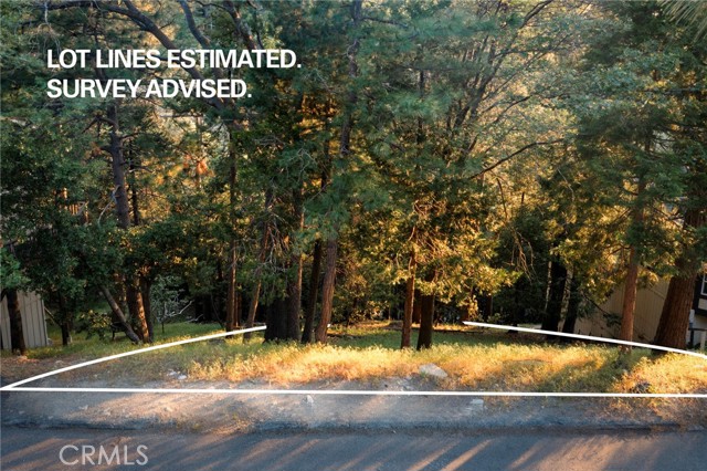 1274 Evergreen Lane, Lake Arrowhead CA: https://media.crmls.org/medias/5b82bd52-c6ce-43f4-891c-2485990bcf06.jpg