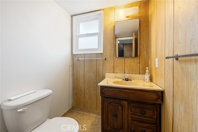 9301 Dewey Drive, Garden Grove CA: https://media.crmls.org/medias/5b82de77-6806-4c31-ac57-f36316b98574.jpg