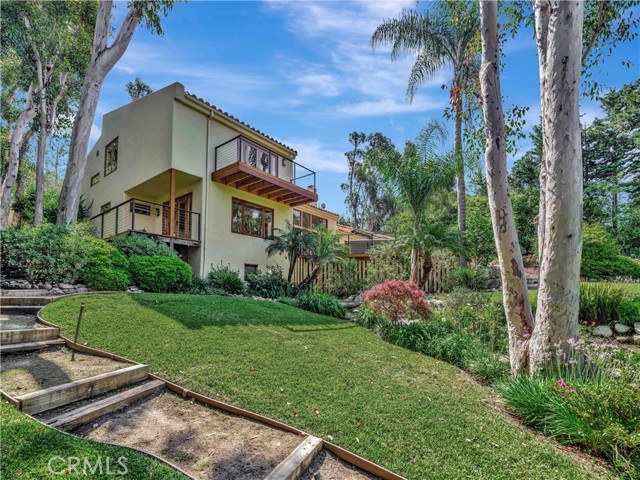 Detail Gallery Image 54 of 56 For 3635 Serra Rd, Malibu,  CA 90265 - 4 Beds | 3 Baths