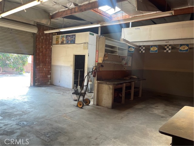 Detail Gallery Image 8 of 13 For 2044 W 166th St, Torrance,  CA 90504 - 2 Beds | 1 Baths