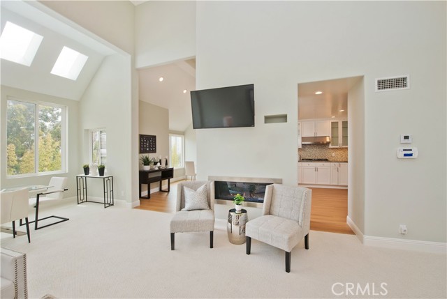 Detail Gallery Image 6 of 37 For 4050 via Dolce #341,  Marina Del Rey,  CA 90292 - 4 Beds | 3/1 Baths