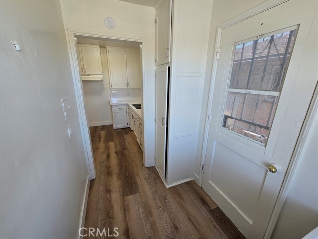 1758 W 110th Street, Los Angeles CA: https://media.crmls.org/medias/5b83ee8c-1c4c-4692-b682-f320635d2205.jpg