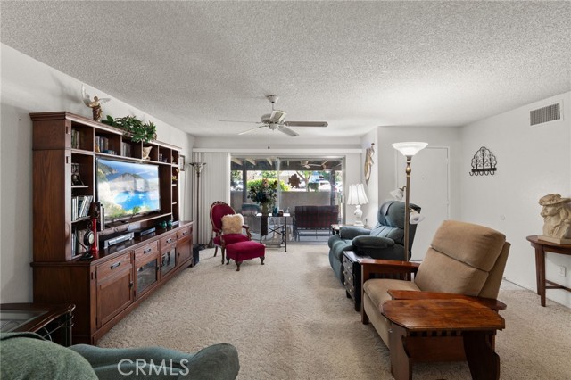 Detail Gallery Image 7 of 30 For 2850 Monroe, Riverside,  CA 92504 - 3 Beds | 2 Baths