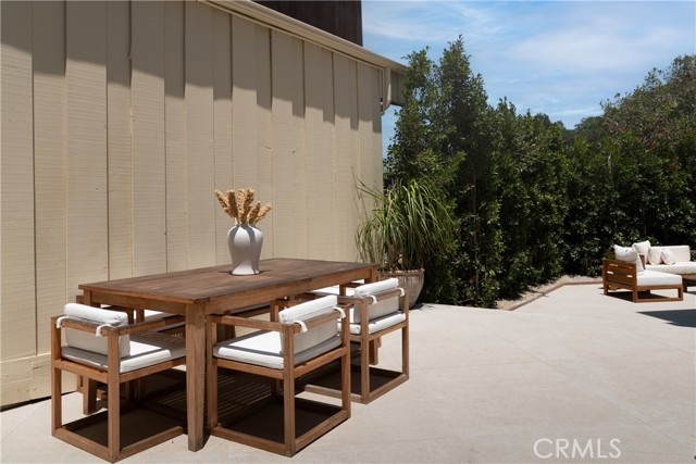 Detail Gallery Image 29 of 34 For 3977 Oeste Ave, Studio City,  CA 91604 - 3 Beds | 2/1 Baths