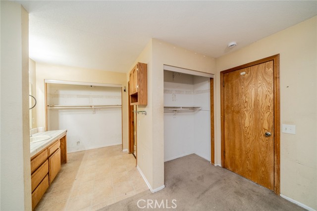 12770 5th Avenue, Victorville CA: https://media.crmls.org/medias/5b84d3db-5467-490e-917b-109f69fa2c6a.jpg