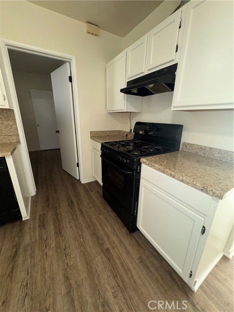 Detail Gallery Image 14 of 17 For 8971 Glencoe, Riverside,  CA 92503 - 4 Beds | 2 Baths