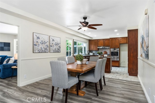 3125 Yukon Avenue, Costa Mesa CA: https://media.crmls.org/medias/5b851086-3963-4442-8cc9-3b4bab8d41b3.jpg