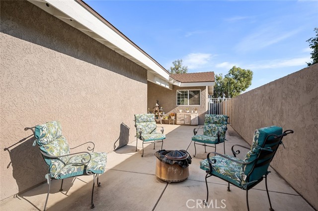 1092 Deborah Street, Upland CA: https://media.crmls.org/medias/5b851f92-8e46-49d1-8e80-a1b5e3c0390e.jpg