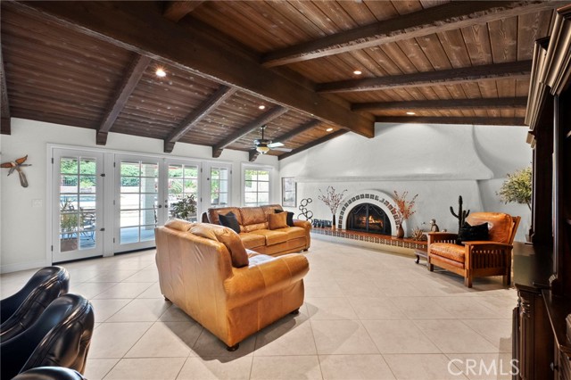 9430 Valley View Street, Rancho Cucamonga CA: https://media.crmls.org/medias/5b8535f7-1e1b-48bb-ae9d-e911d1562dce.jpg