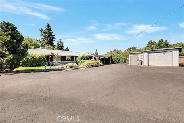 152 E Gridley Road, Gridley CA: https://media.crmls.org/medias/5b854640-33c1-4e43-973e-7979579f7db0.jpg