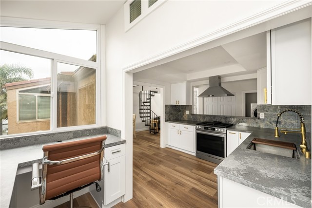 Detail Gallery Image 26 of 42 For 17110 Bluewater Ln, Huntington Beach,  CA 92649 - 1 Beds | 1/1 Baths