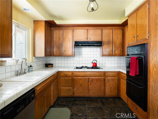 Detail Gallery Image 14 of 32 For 10576 Colebrook St, Sunland,  CA 91040 - 3 Beds | 2 Baths
