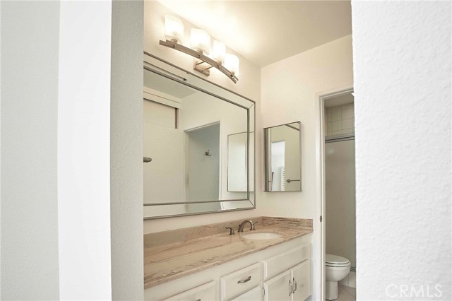 6121 Shoup Avenue, Woodland Hills CA: https://media.crmls.org/medias/5b86a600-548c-44f2-a213-be1dbe9fd721.jpg