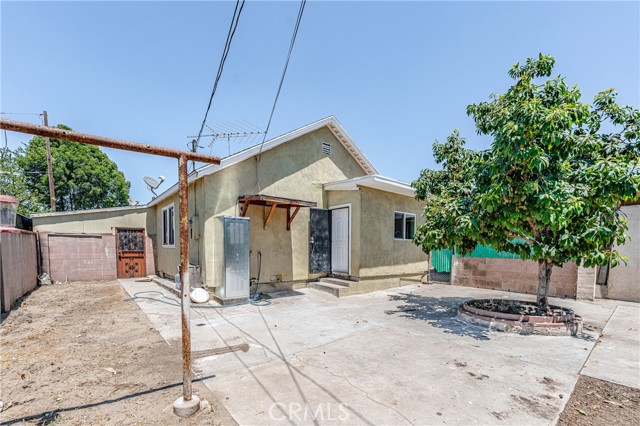 8922 Ibsen Street, Pico Rivera, California 90660, 2 Bedrooms Bedrooms, ,1 BathroomBathrooms,Single Family Residence,For Sale,Ibsen,DW24231242