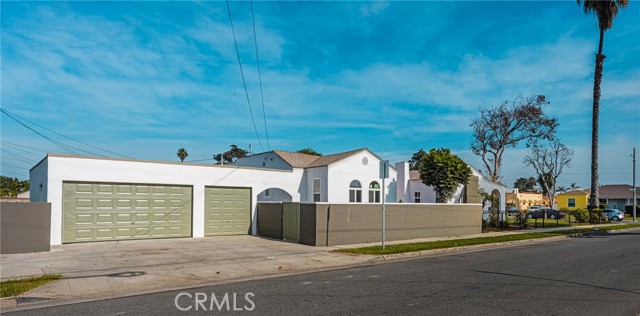 Detail Gallery Image 16 of 17 For 621 S Burris, Compton,  CA 90221 - 4 Beds | 2/1 Baths