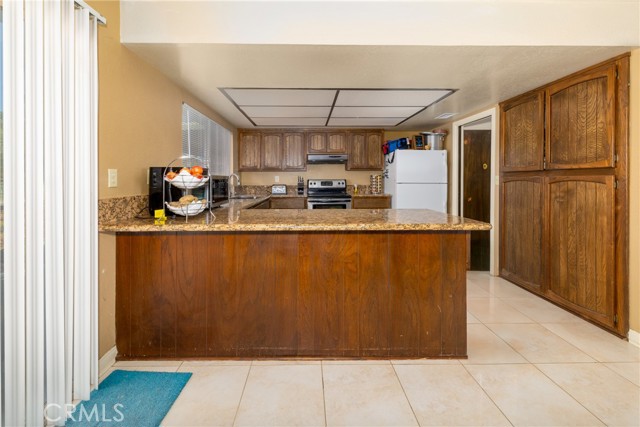 Detail Gallery Image 10 of 48 For 15090 Orchard Hill Ln, Helendale,  CA 92342 - 3 Beds | 2 Baths