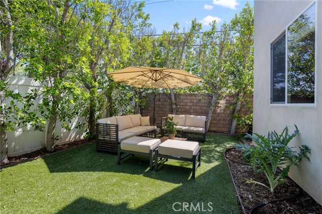 Detail Gallery Image 28 of 32 For 19241 Liam Ln, Tarzana,  CA 91356 - 5 Beds | 4/1 Baths